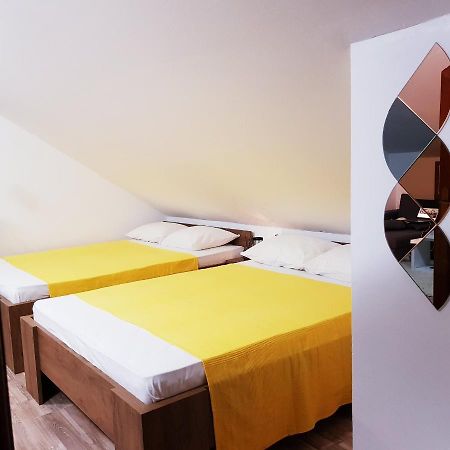 Sun'S Ray Apartment موستار المظهر الخارجي الصورة