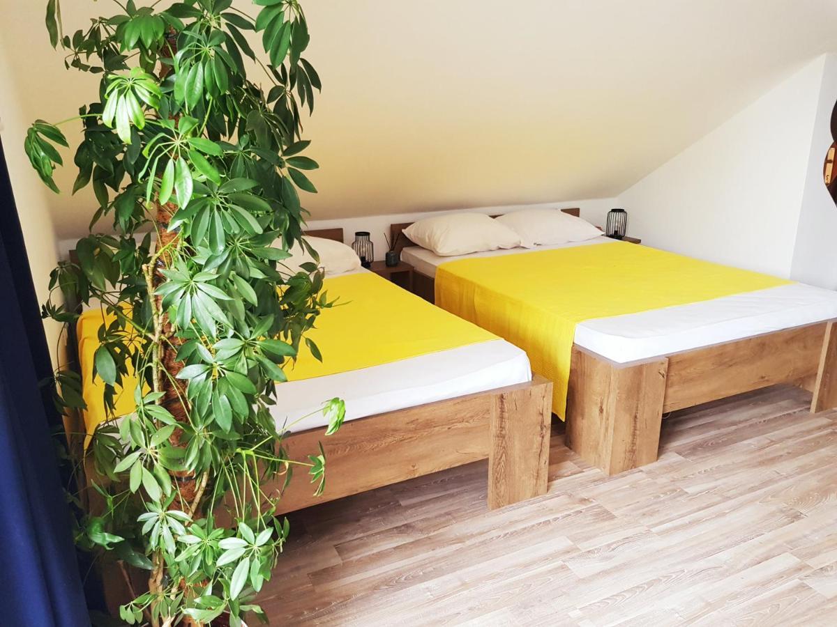 Sun'S Ray Apartment موستار المظهر الخارجي الصورة